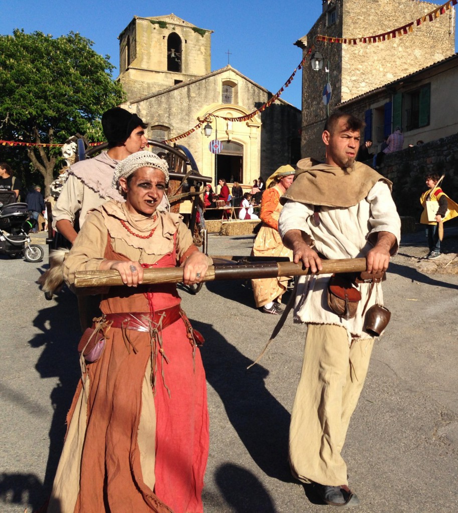 Fete du Roy René - Peyrolles - les Gueux