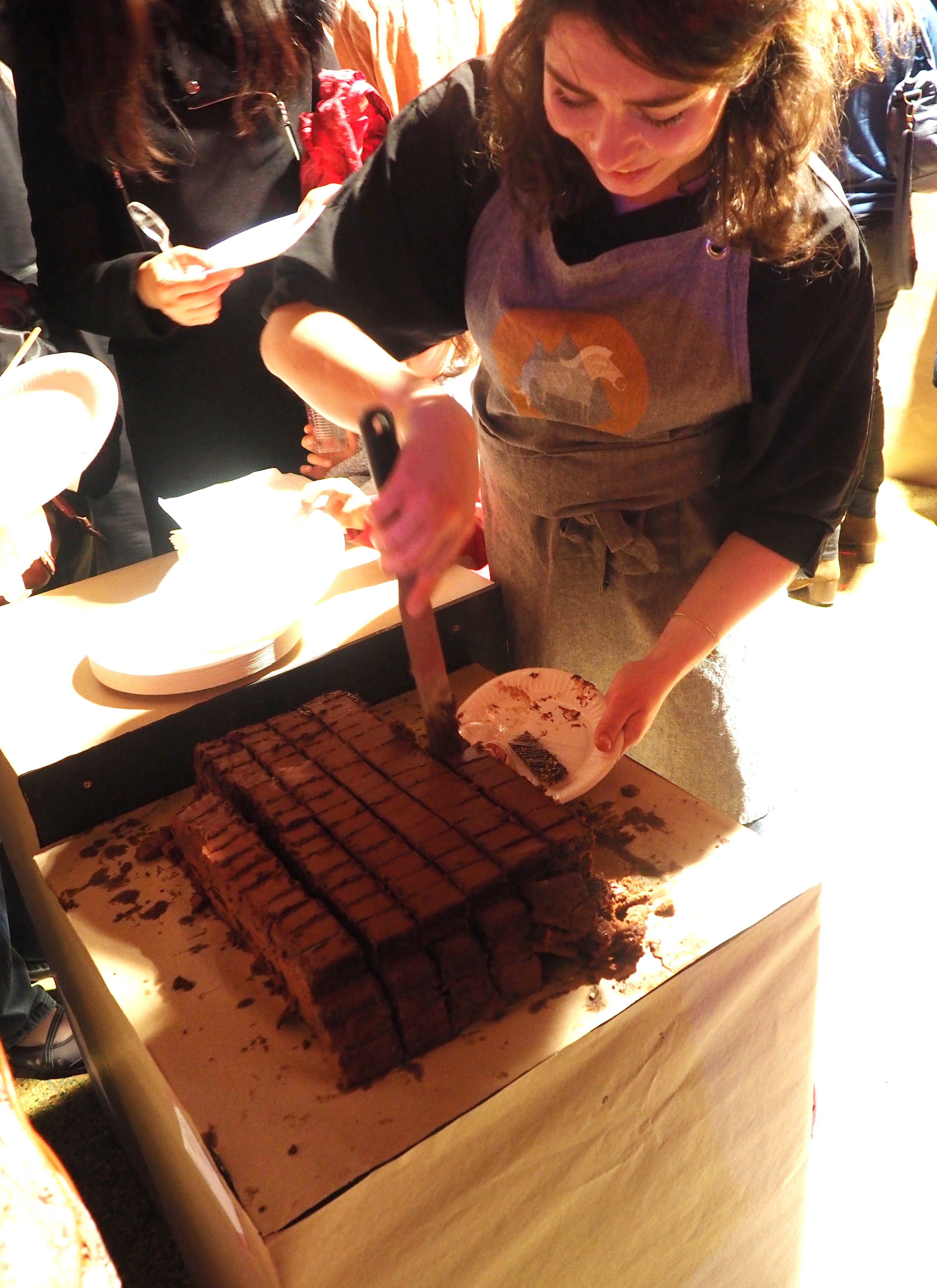 Enorme gâteau au chocolat de Julien Apolon - Mathilda - Roald Dahl - l'Ane à nageoires