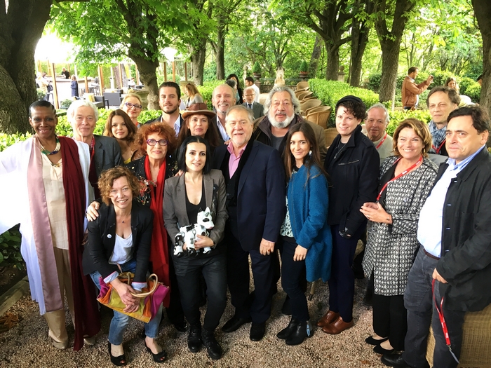 les artistes des Flâneries d'Art contemporain dans les jardins d'Aix enProvence