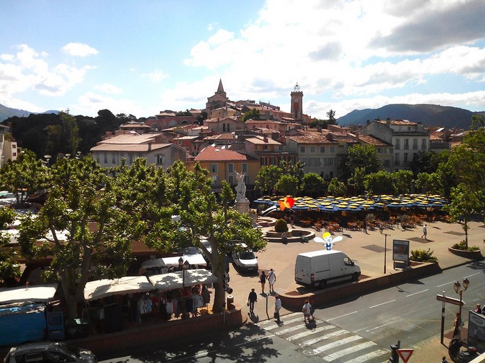 En vadrouille à Aubagne avec le Poisson Marcel & ma Cigale est Fantastique