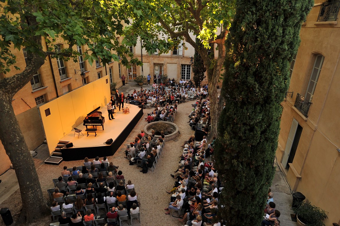 Aix en Juin - Hôtel Maynier d'Oppède © Jean-Claude Carbonne